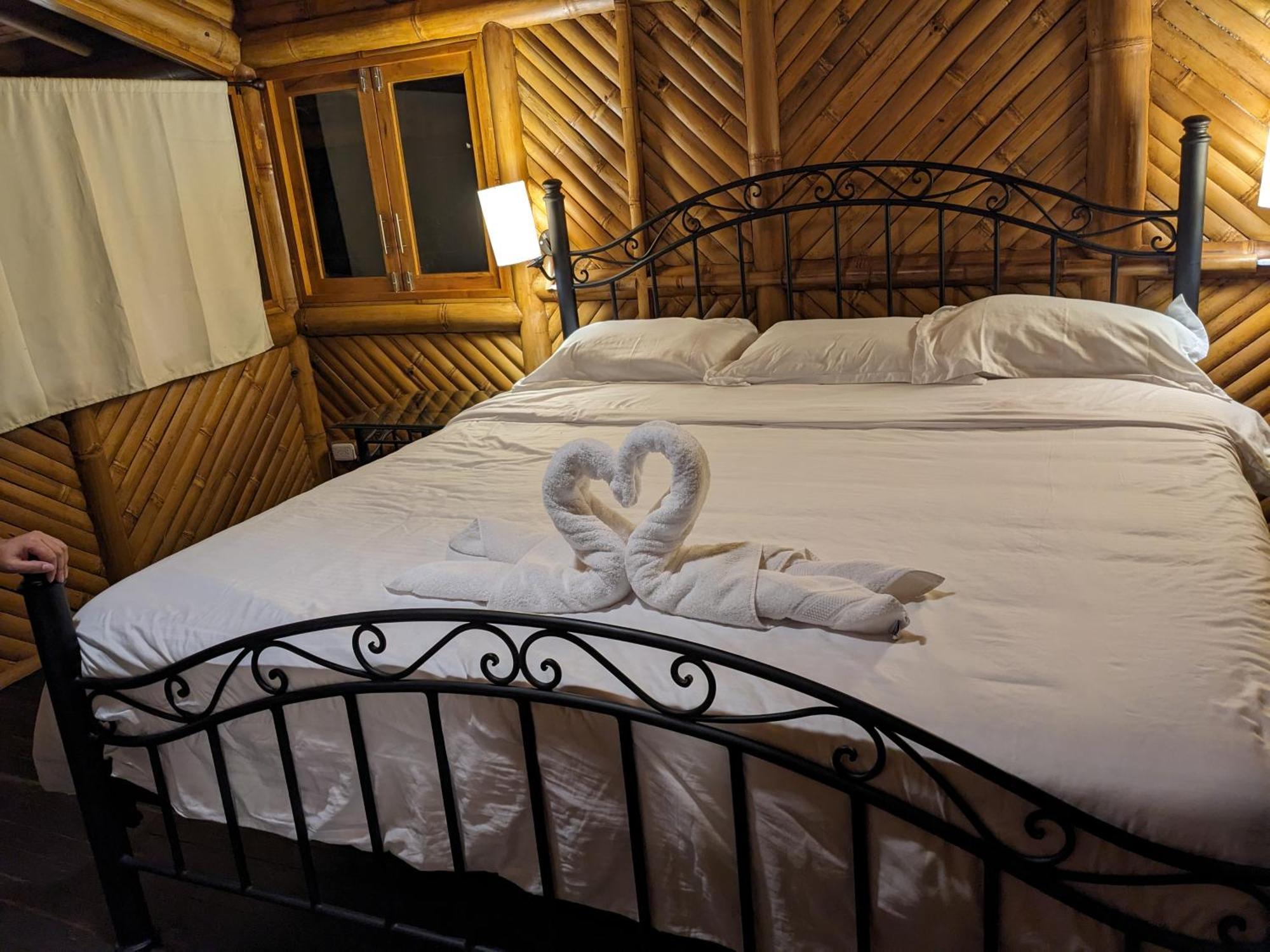 Golden Tree Mindo Eco-Lodge Luaran gambar